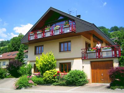 Blick auf die Ferienwohnung Mooswaldblick